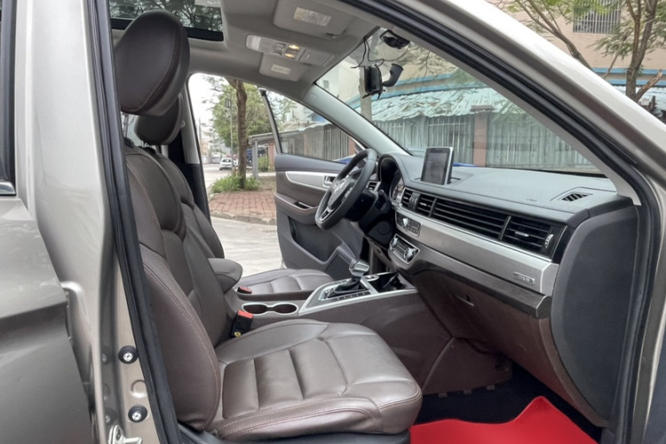 Forthing JOYEAR X5 2017 imagen de coche #27