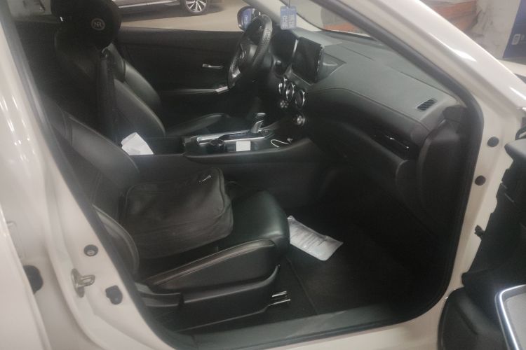 Nissan Sylphy 2020 #27 Nissan Sylphy 2020 car image #27