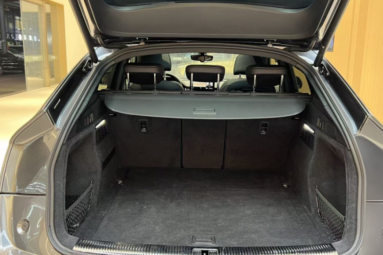 Audi Q5L Sportback 2023 immagine di auto #27