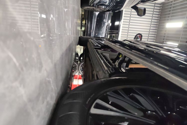 HongQi HQ9 PHEV 2024 #27 HongQi HQ9 PHEV 2024 car image #27