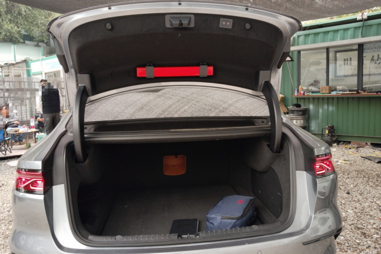 BYD Han 2023 car image #27