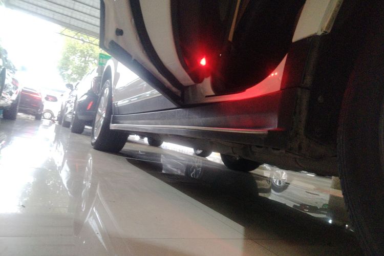 Haval H8 2017 #27 Haval H8 2017 car image #27