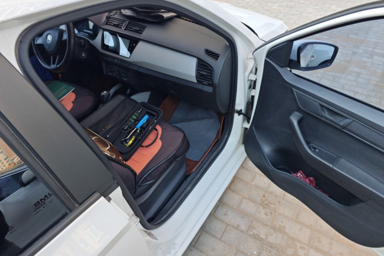 Skoda Fabia 2016 #27 Skoda Fabia 2016 car image #27