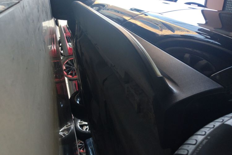 Mercedes-Benz GLE Class 2018 car image #27