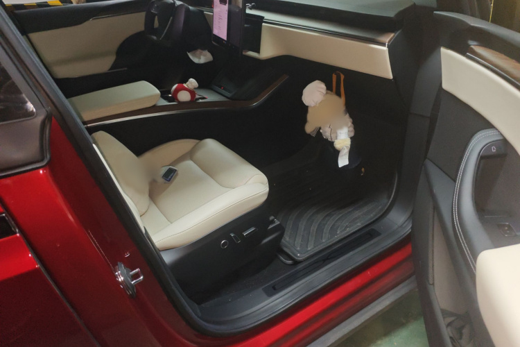 特斯拉 Model X 2023 汽车图片 #27