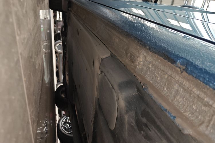 Volkswagen Touran 2018 car image #27