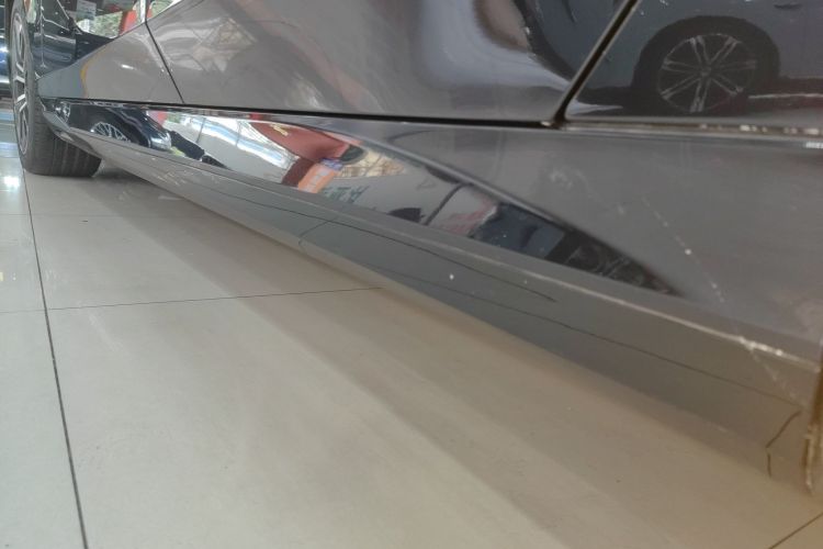 BMW i5 2024 car image #27