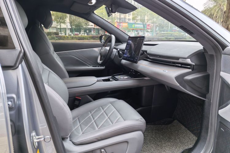 Deepal S05 2025 car image #27