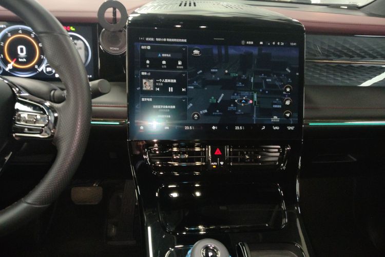 GAC Trumpchi M8 2023 #27 GAC Trumpchi M8 2023 car image #27