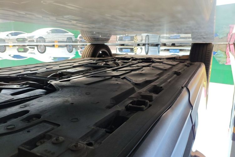 Mercedes-Benz GLB Class 2025 #27 Mercedes-Benz GLB Class 2025 immagine di auto #27