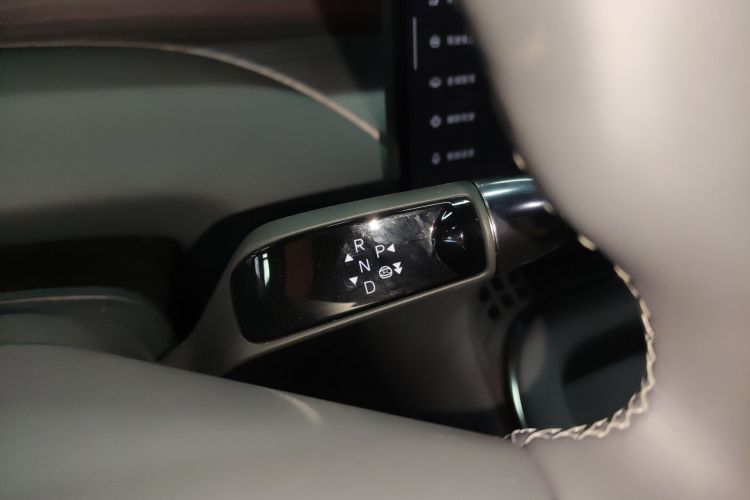 小鹏 2025 汽车图片 #27