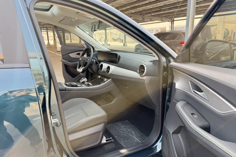 Forthing T5 EVO 2024 imagem de carro #27