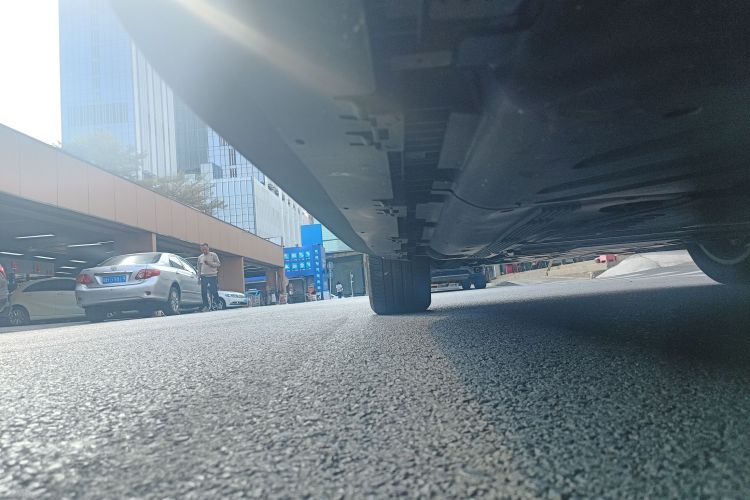 Mercedes-Benz GLE Class 2023 immagine di auto #27