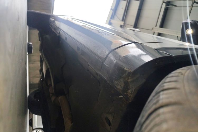 Ford Explorer 2020 image de voiture #27