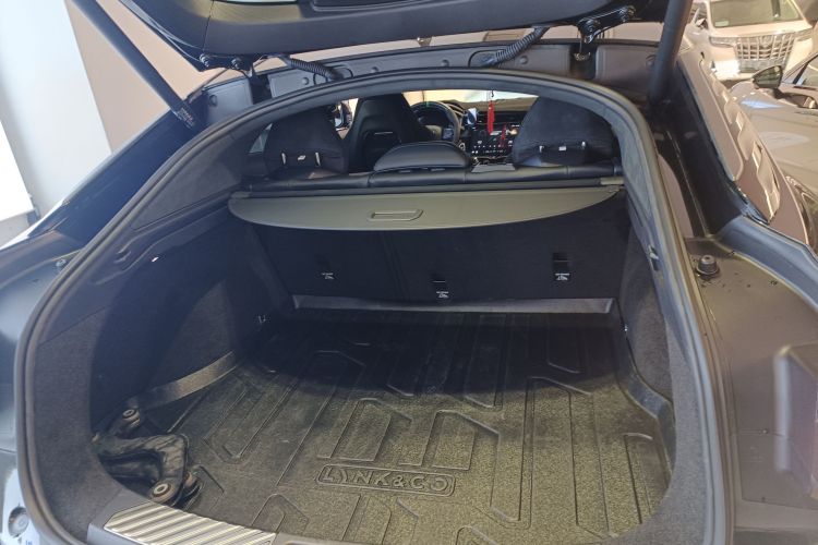 Lynk & Co 05 2022 car image #27