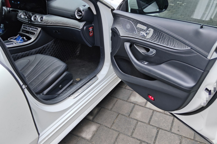 Mercedes-Benz CLS Class 2021 car image #27