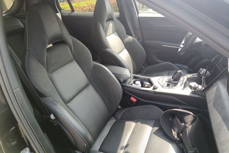 Lynk & Co 01 EM-P 2022 car image #27