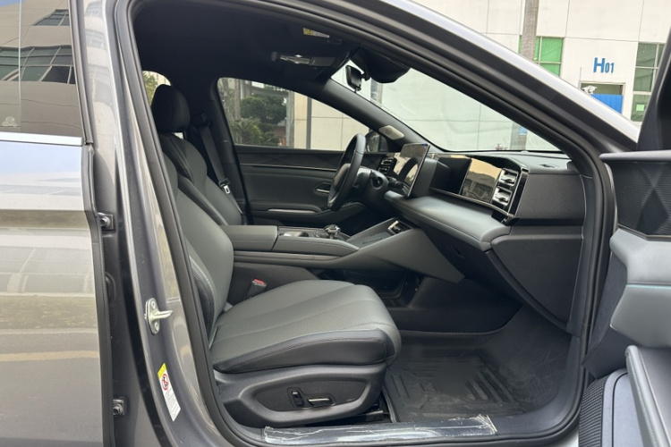 BYD Qin L 2024 car image #27