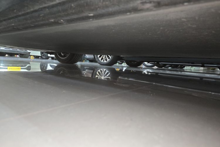 MI YU7 2025 car image #27