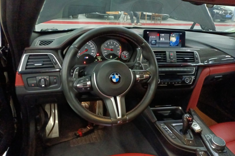 BMW M4 2019 image de voiture #27