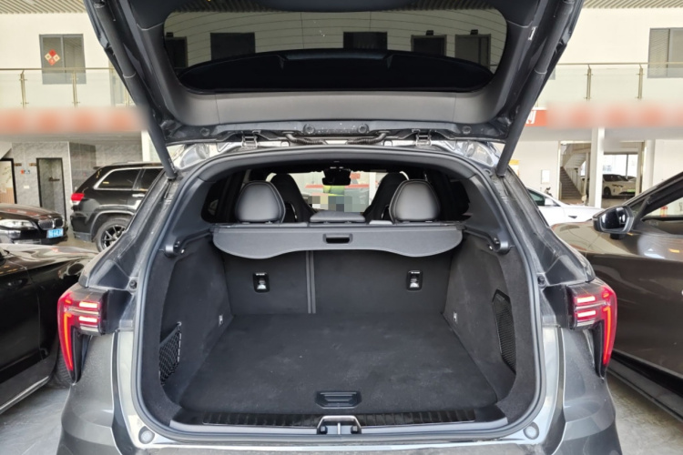 Lynk & Co 01 EM-P 2022 car image #27