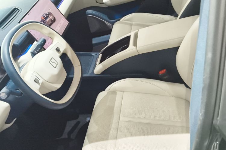 极氪 极氪007 2024 汽车图片 #27