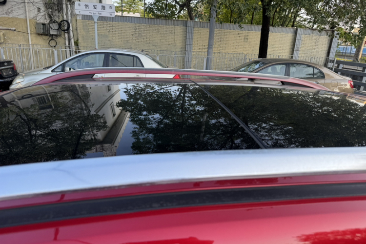 Roewe RX3 2019 изображение автомобиля #27