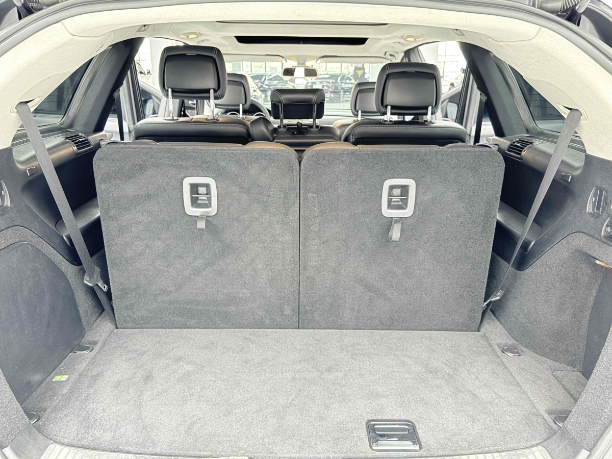 Mercedes-Benz R Class 2015 car image #27