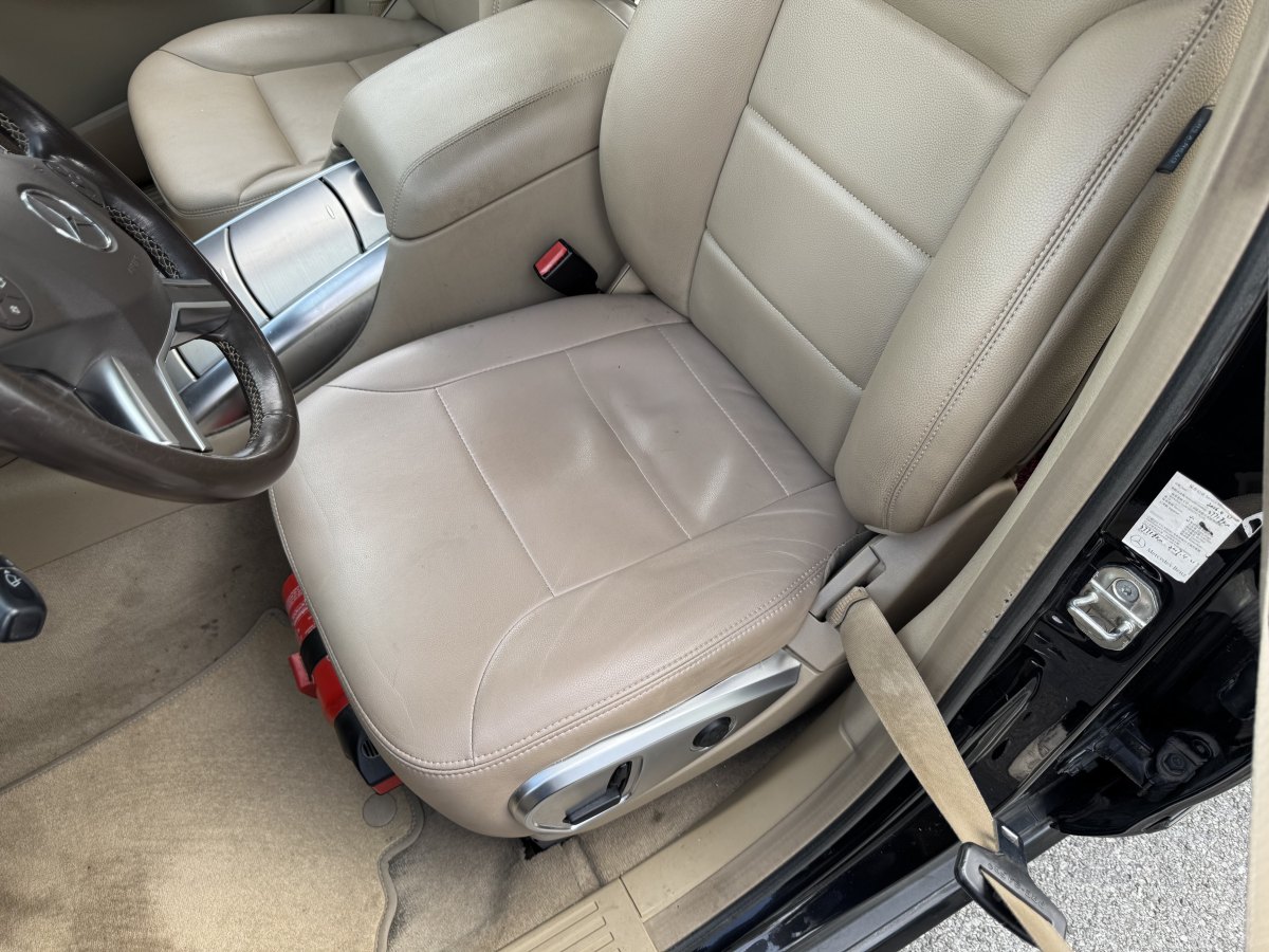 Mercedes-Benz R Class 2013 car image #27