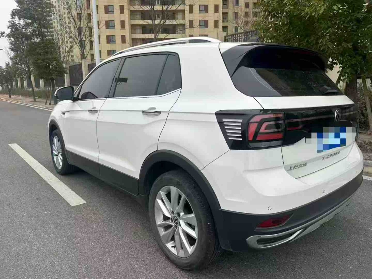 Volkswagen T-Cross 2021 immagine di auto #27