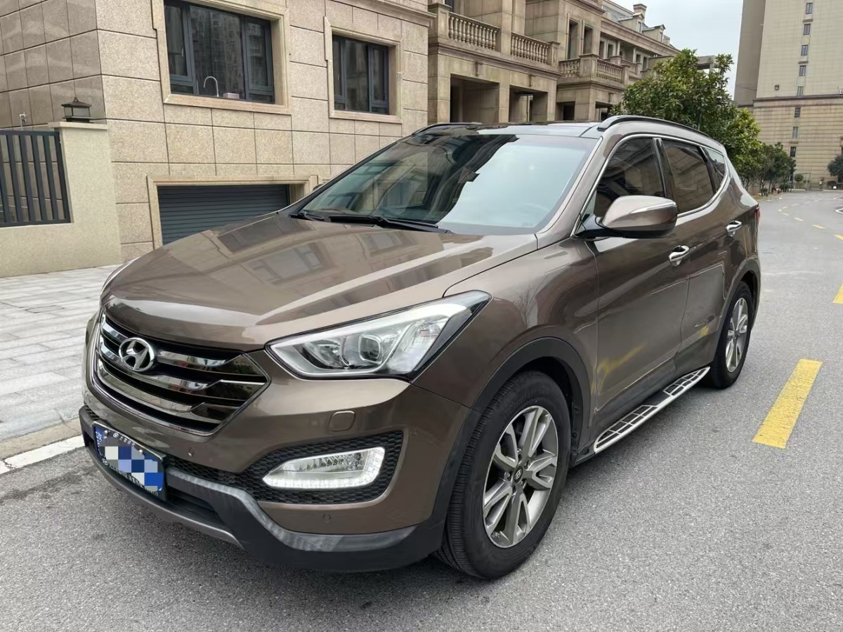 Hyundai Santa Fe 2013 car image #27