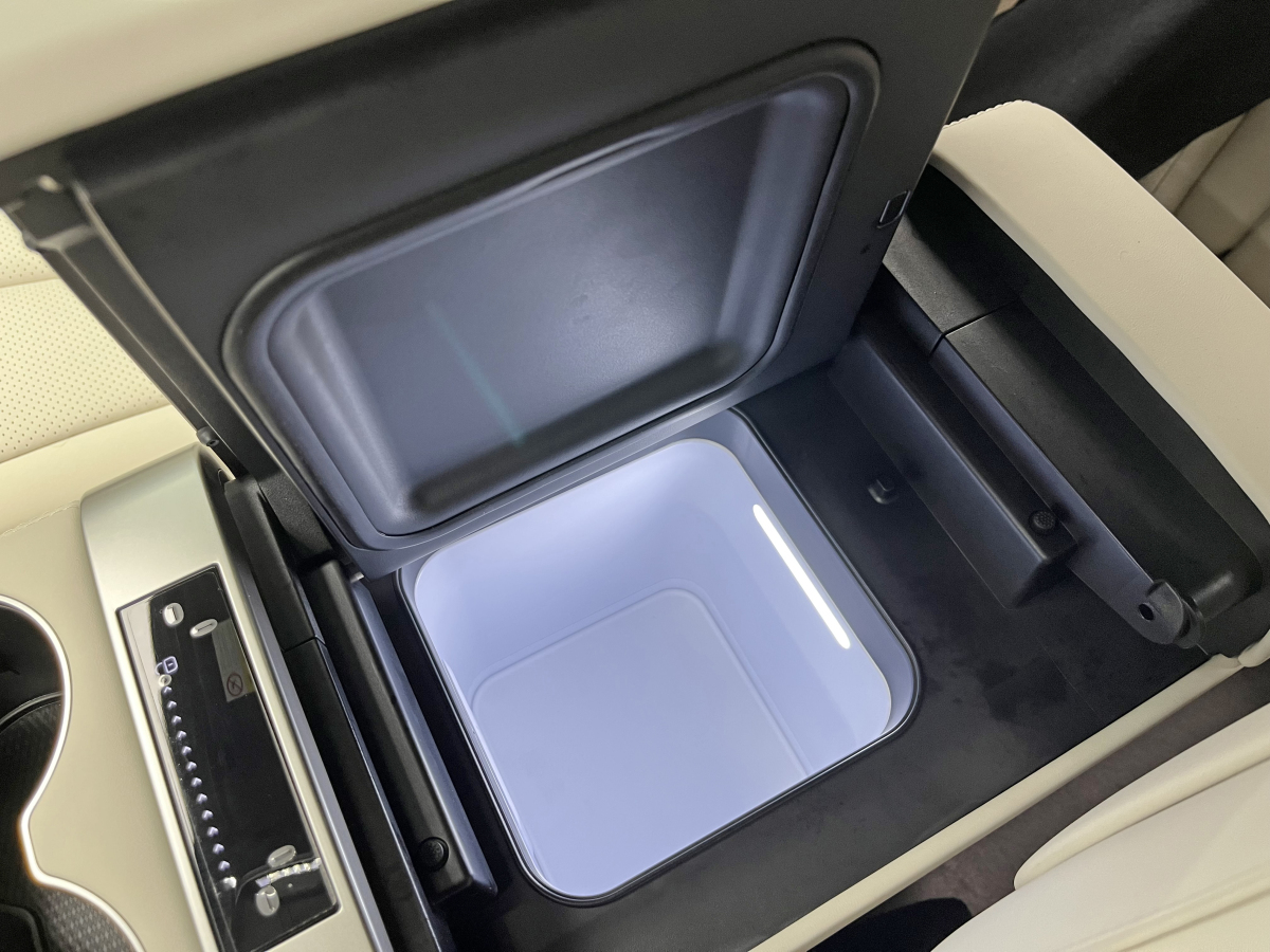 Denza Z9 2024 car image #27