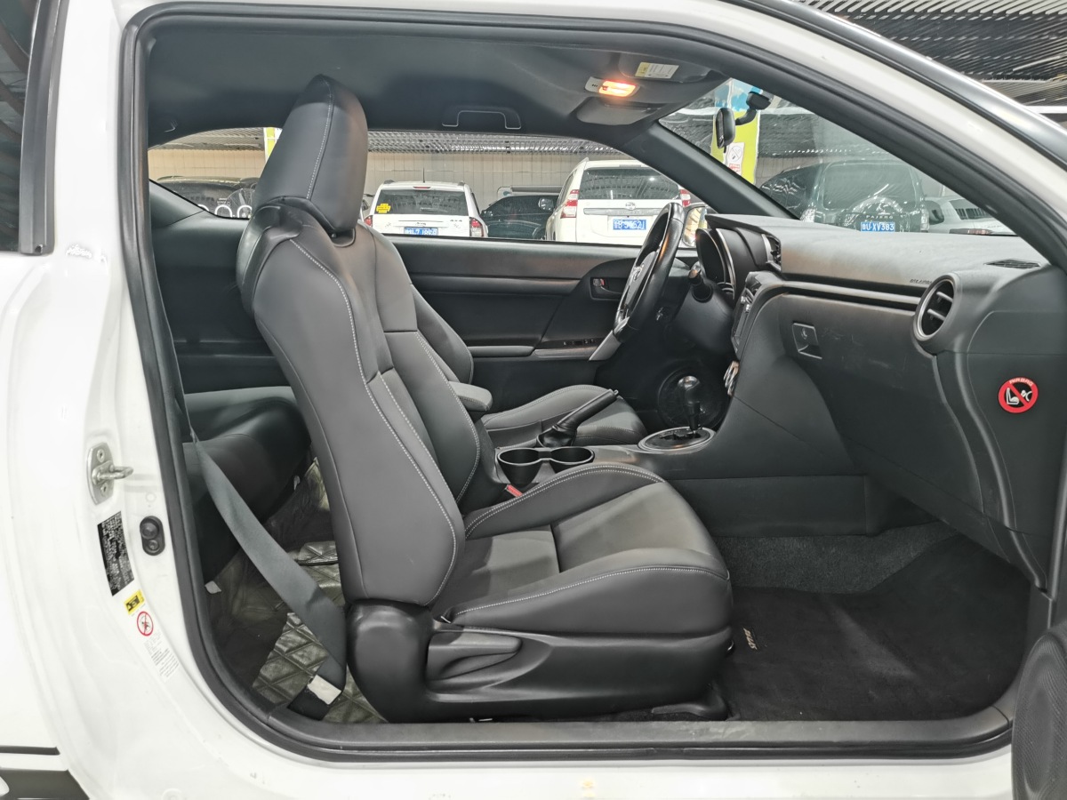 Toyota 2012 #27 Toyota 2012 car image #27