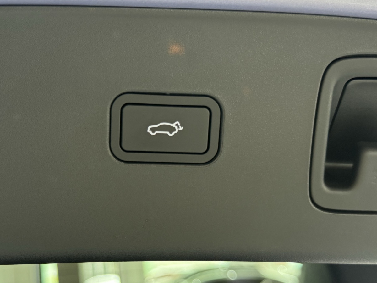 极氪 极氪007GT 2026 汽车图片 #27