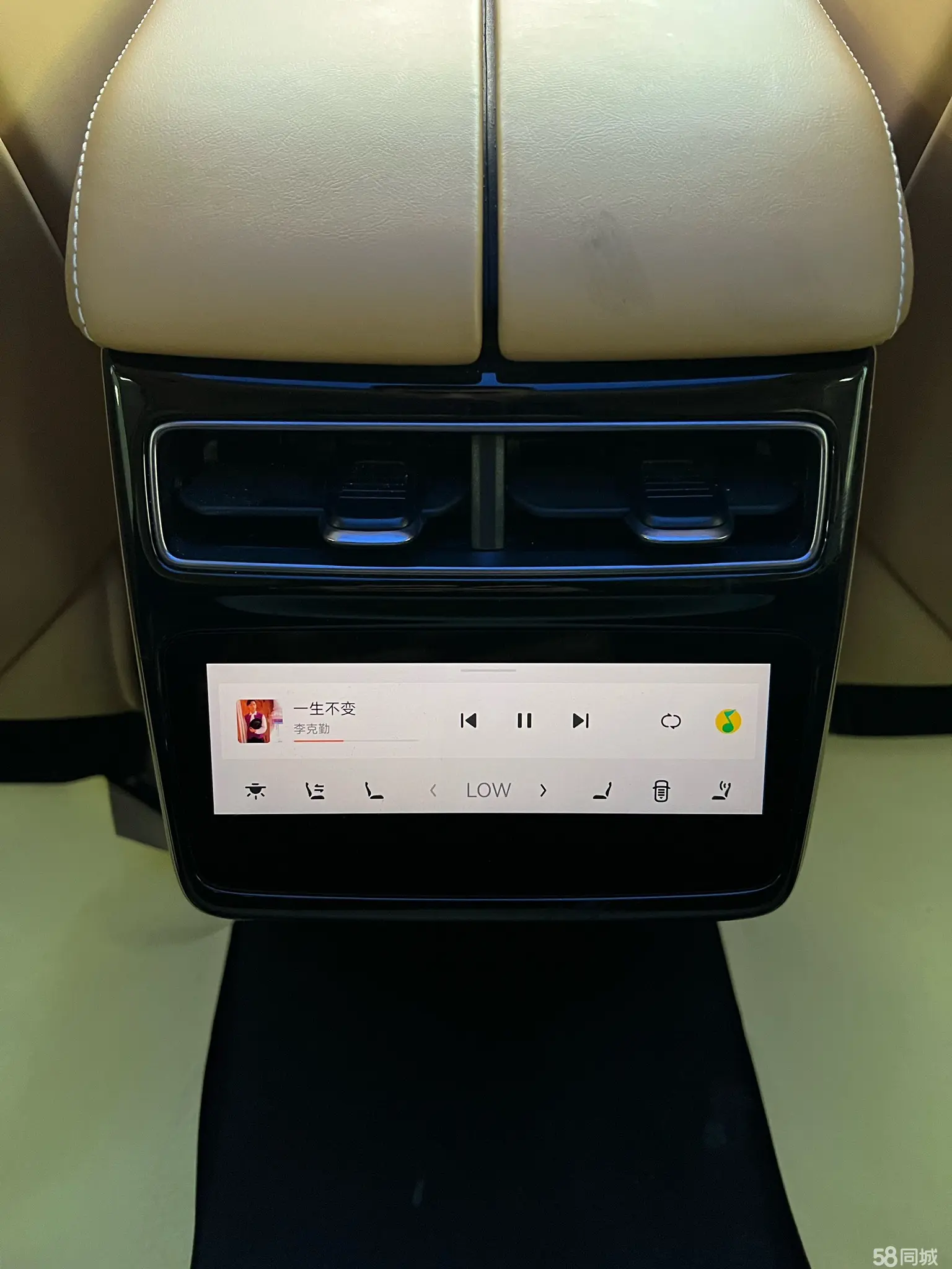 极氪 极氪001 2024 汽车图片 #27