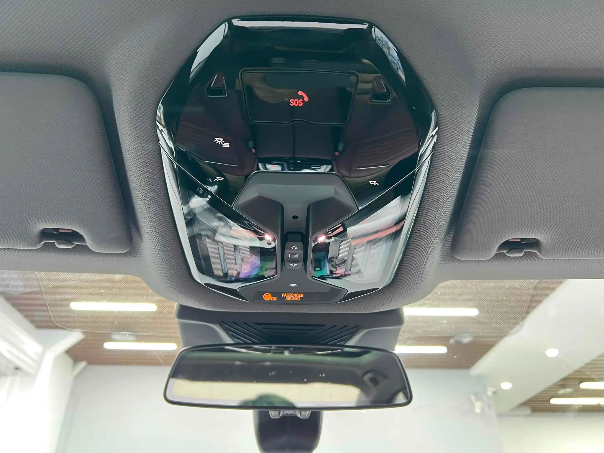 BMW i5 2025 car image #27