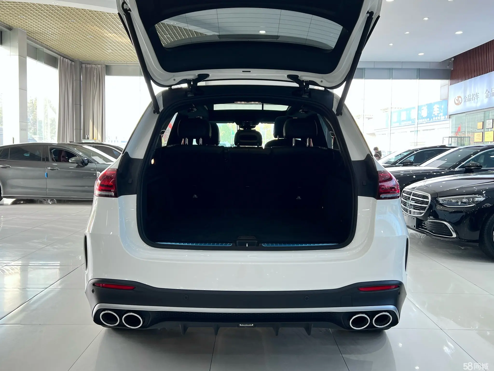 Mercedes-Benz CLE AMG 2020 #27 Mercedes-Benz CLE AMG 2020 car image #27