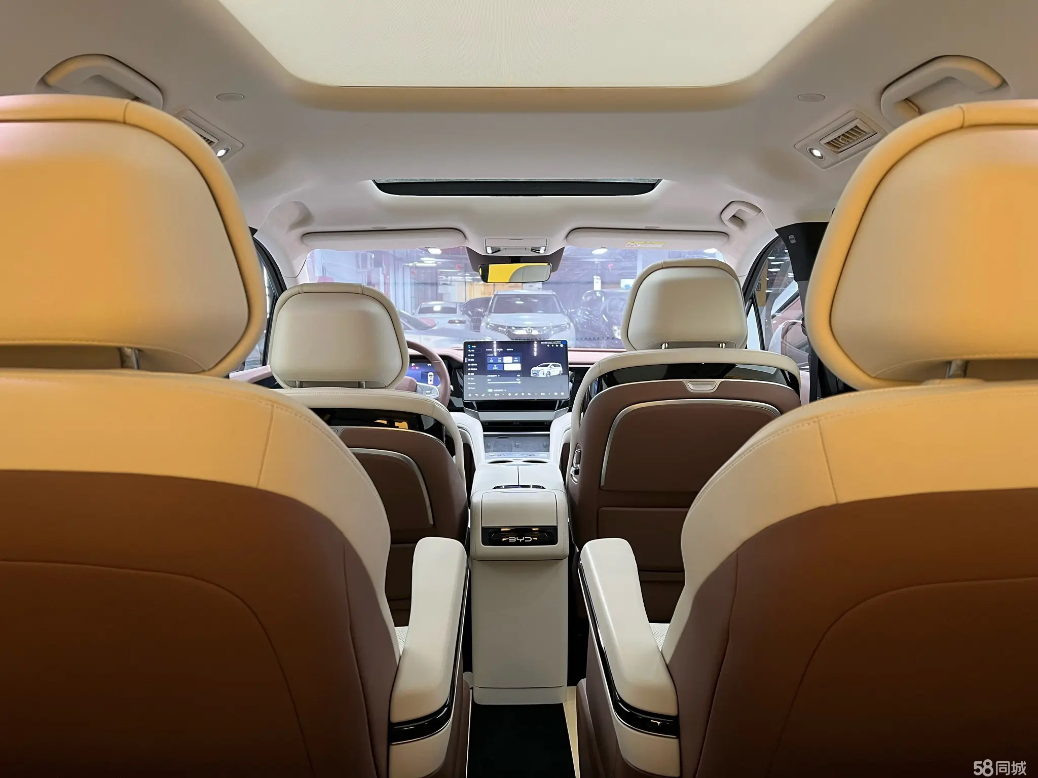 BYD Xia 2025 immagine di auto #27