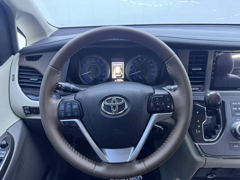 Toyota SIENNA 2019 صورة سيارة #27