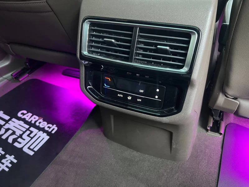 Volkswagen Viloran 2022 car image #27