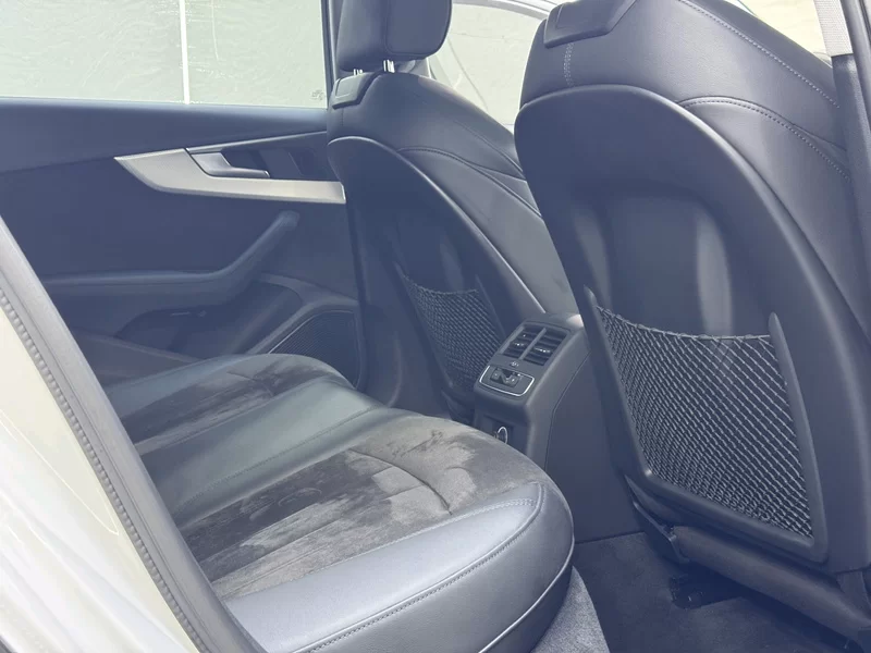 Audi A4 2019 immagine di auto #27