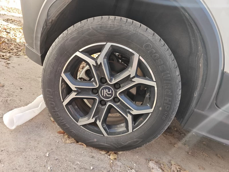 BYD Yuan 2021 car image #27