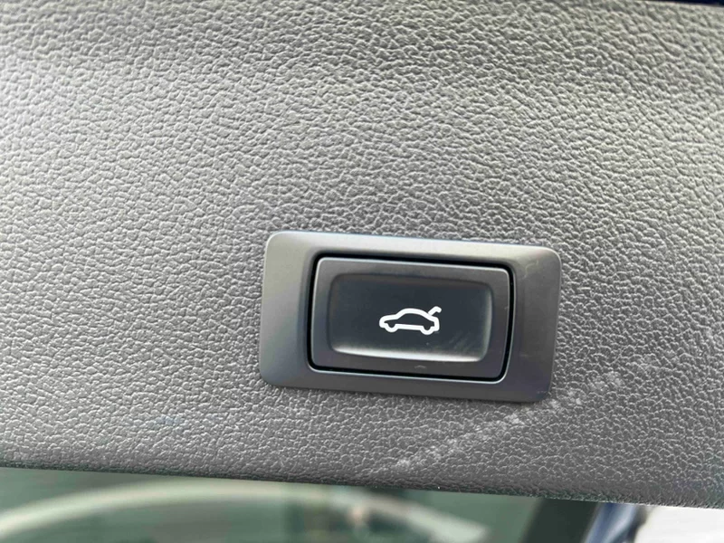 Audi A4 (Imported) 2016 #27 Audi A4 (Imported) 2016 car image #27