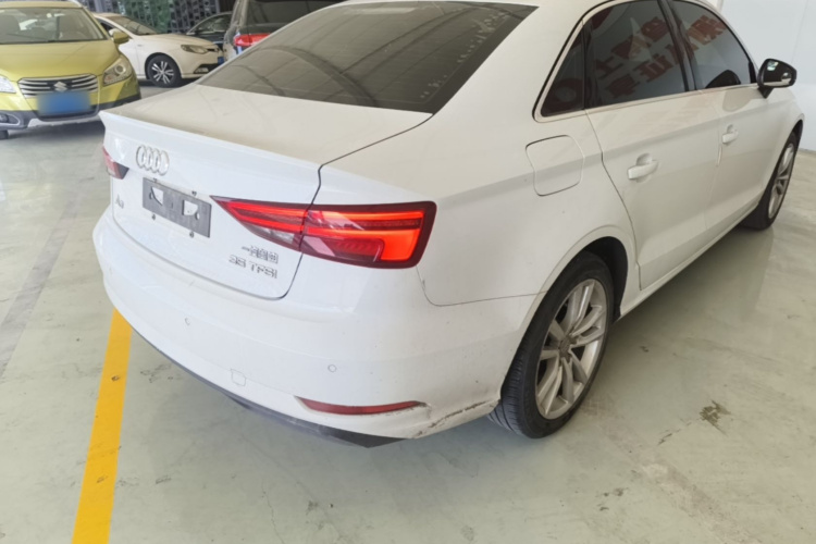 Audi A3 2018 car image #5