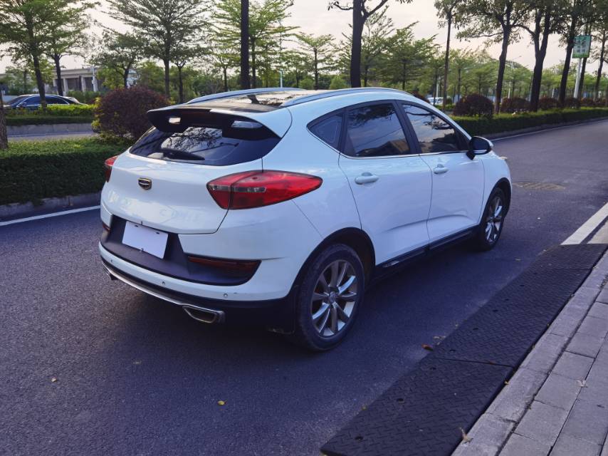 GEELY Emgrand GS 2018 car image #2