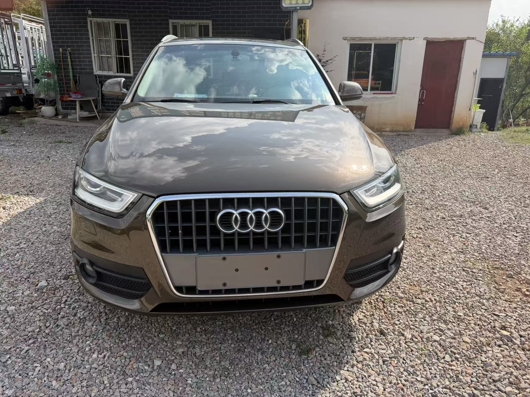 Audi Q3 2013 car image #5