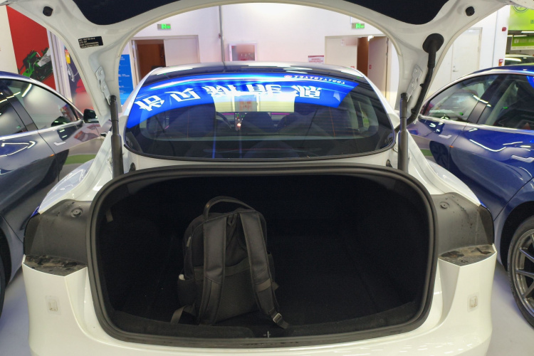 Tesla Model 3 2025 #19 Tesla Model 3 2025 car image #19