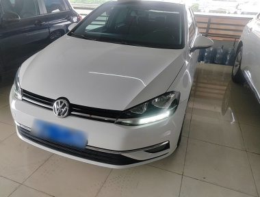 Volkswagen Golf 2017 car image 