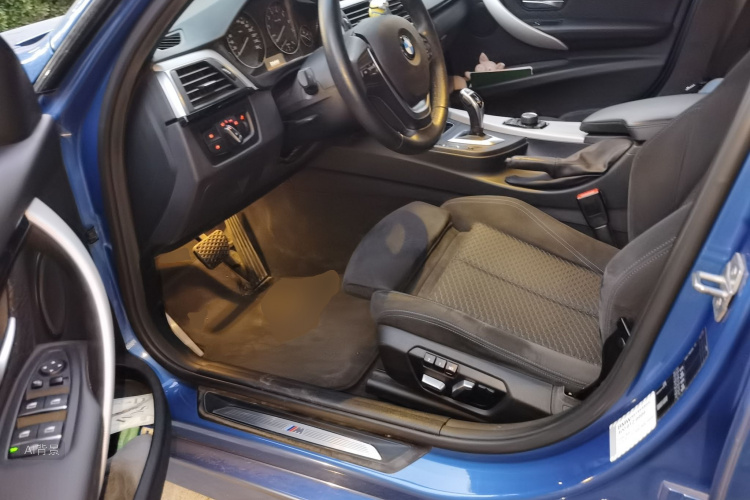 BMW 3 Series 2017 #18 BMW 3 Series 2017 car image #18
