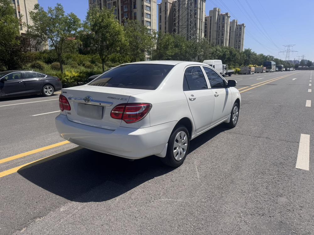 Toyota Corolla (Classic) 2015 #7 Toyota Corolla (Classic) 2015 car image #7